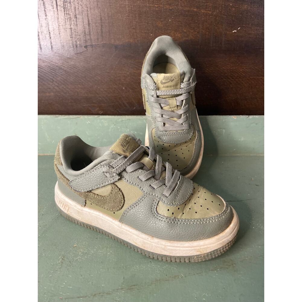 Nike Force 1 Low LX8 boys sneakers size 11C